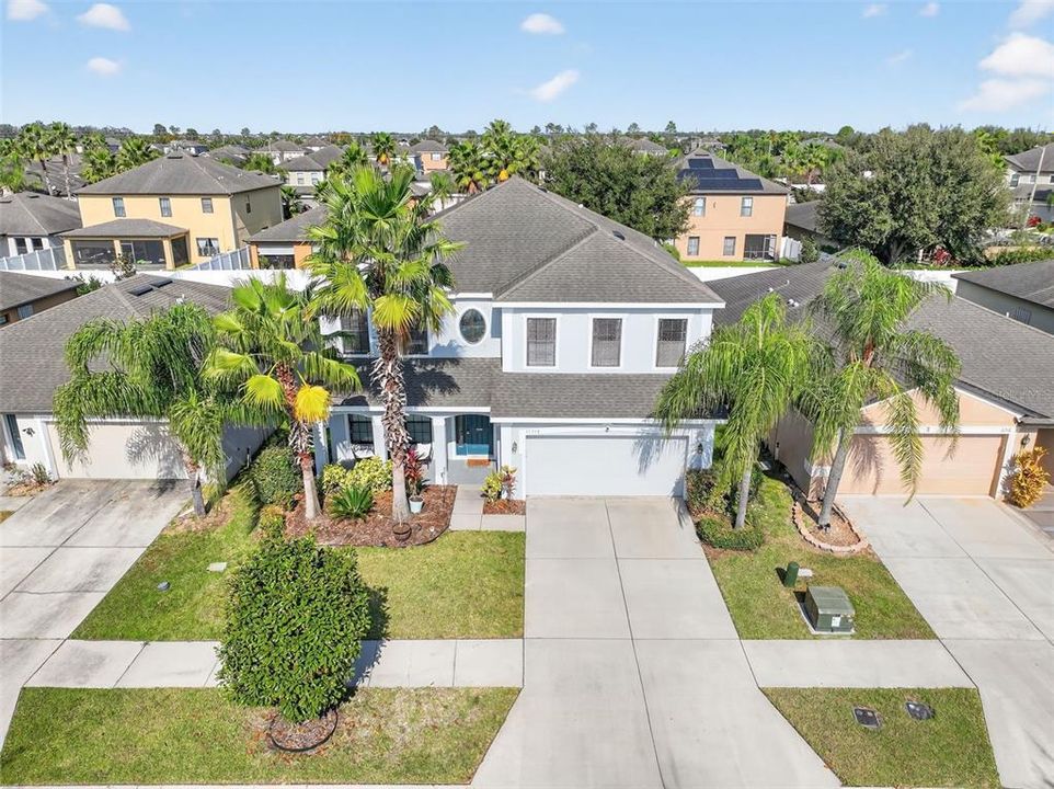 For Sale: $450,000 (4 beds, 2 baths, 2782 Square Feet)