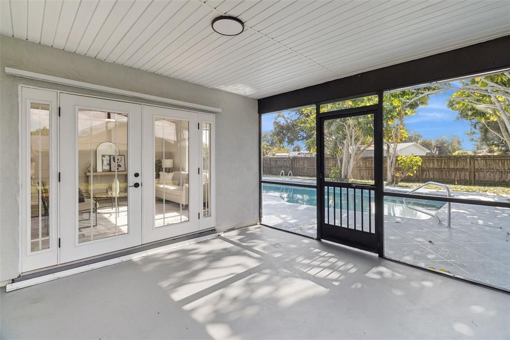 For Sale: $320,000 (3 beds, 2 baths, 1197 Square Feet)