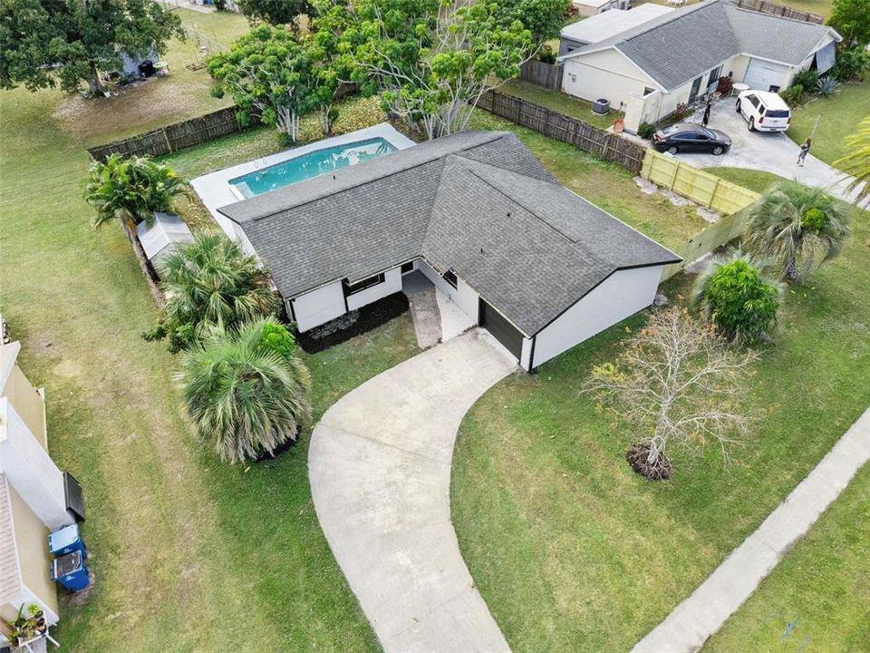 For Sale: $320,000 (3 beds, 2 baths, 1197 Square Feet)