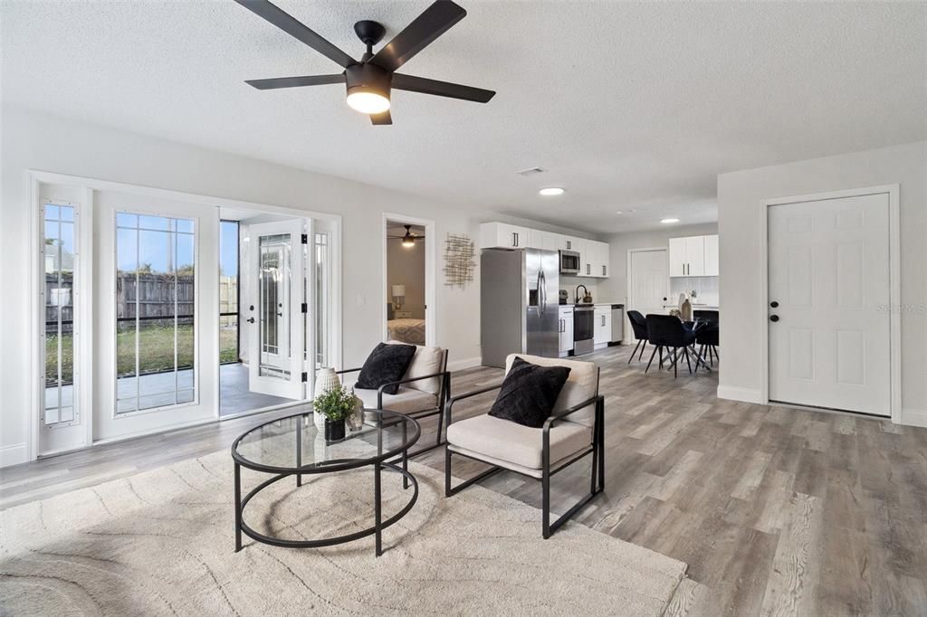 For Sale: $320,000 (3 beds, 2 baths, 1197 Square Feet)