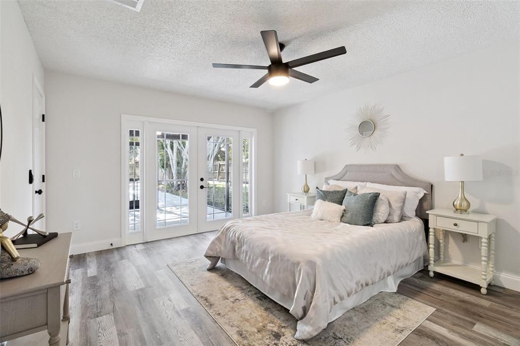 For Sale: $320,000 (3 beds, 2 baths, 1197 Square Feet)