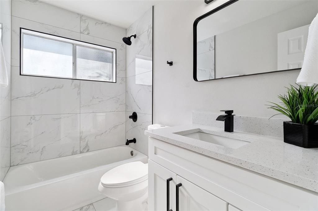 For Sale: $320,000 (3 beds, 2 baths, 1197 Square Feet)