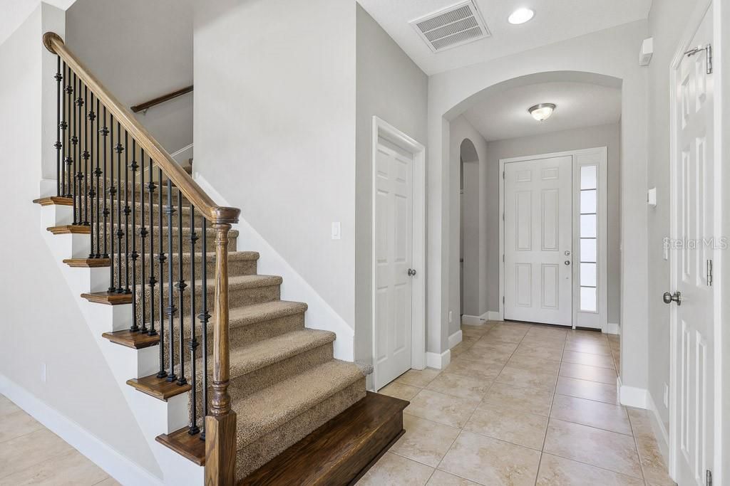 出租: $3,100 (4 贝兹, 3 浴室, 2624 平方英尺)