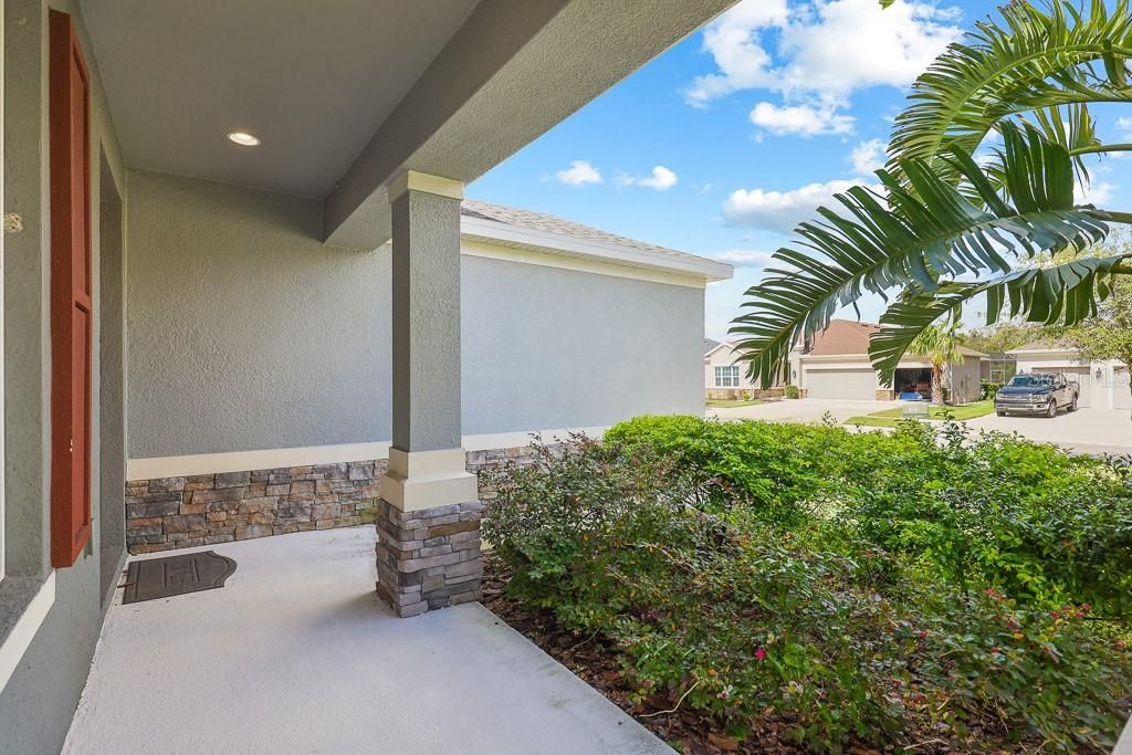 出租: $3,100 (4 贝兹, 3 浴室, 2624 平方英尺)