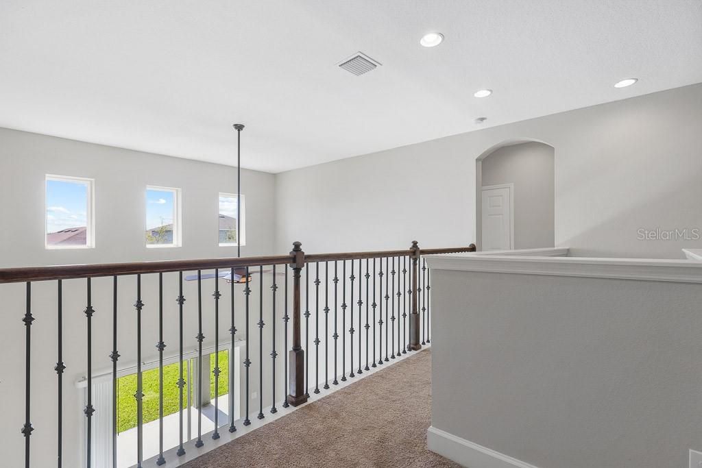 出租: $3,100 (4 贝兹, 3 浴室, 2624 平方英尺)