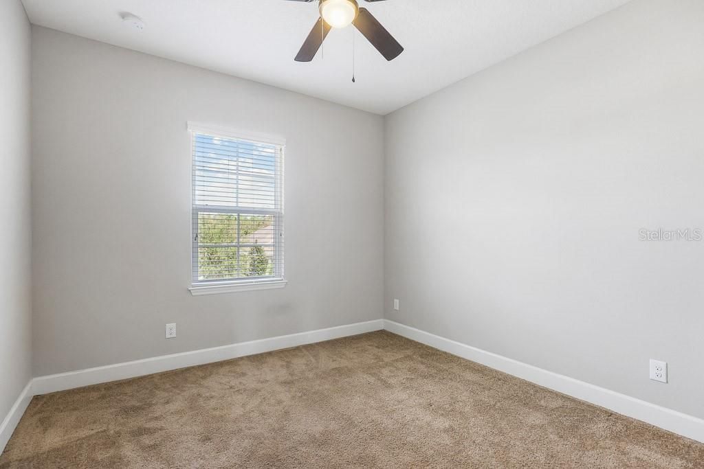 出租: $3,100 (4 贝兹, 3 浴室, 2624 平方英尺)