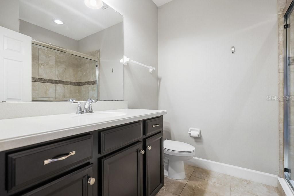 出租: $3,100 (4 贝兹, 3 浴室, 2624 平方英尺)