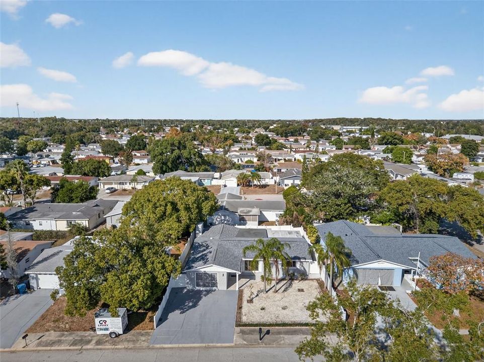 合同活跃: $285,000 (3 贝兹, 2 浴室, 1648 平方英尺)