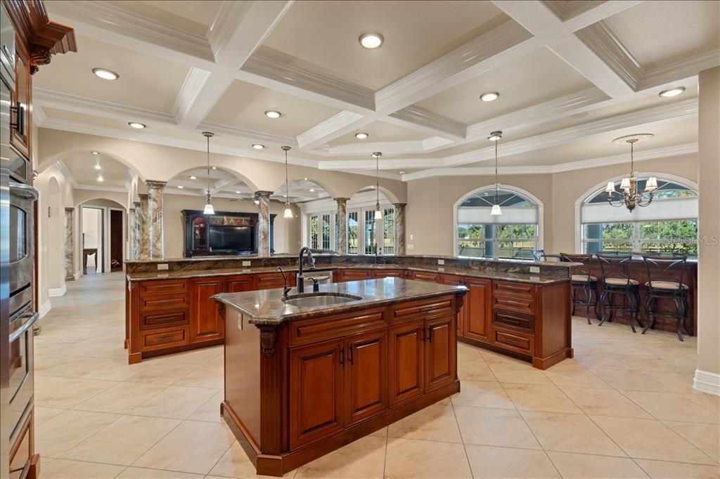 En Venta: $1,599,000 (6 camas, 5 baños, 6460 Pies cuadrados)