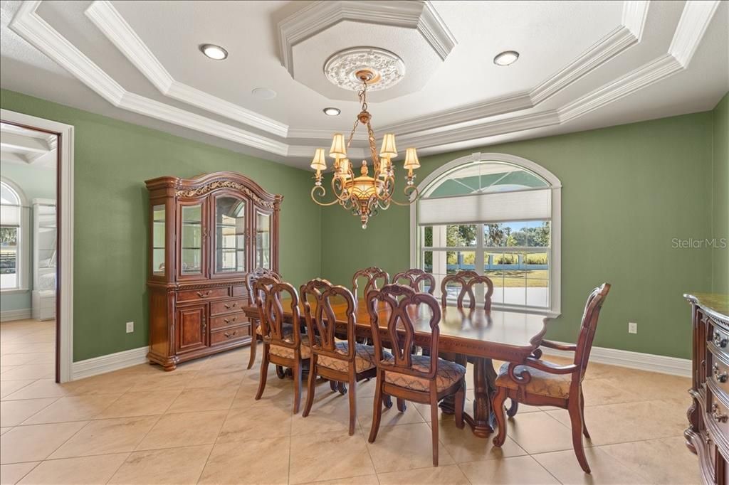 En Venta: $1,599,000 (6 camas, 5 baños, 6460 Pies cuadrados)