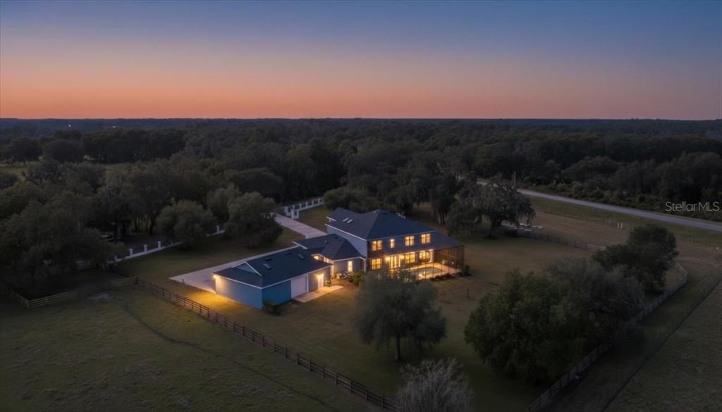 En Venta: $1,599,000 (6 camas, 5 baños, 6460 Pies cuadrados)