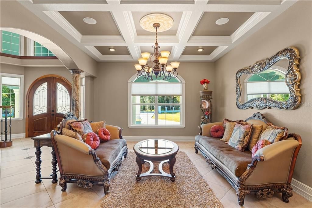 En Venta: $1,599,000 (6 camas, 5 baños, 6460 Pies cuadrados)