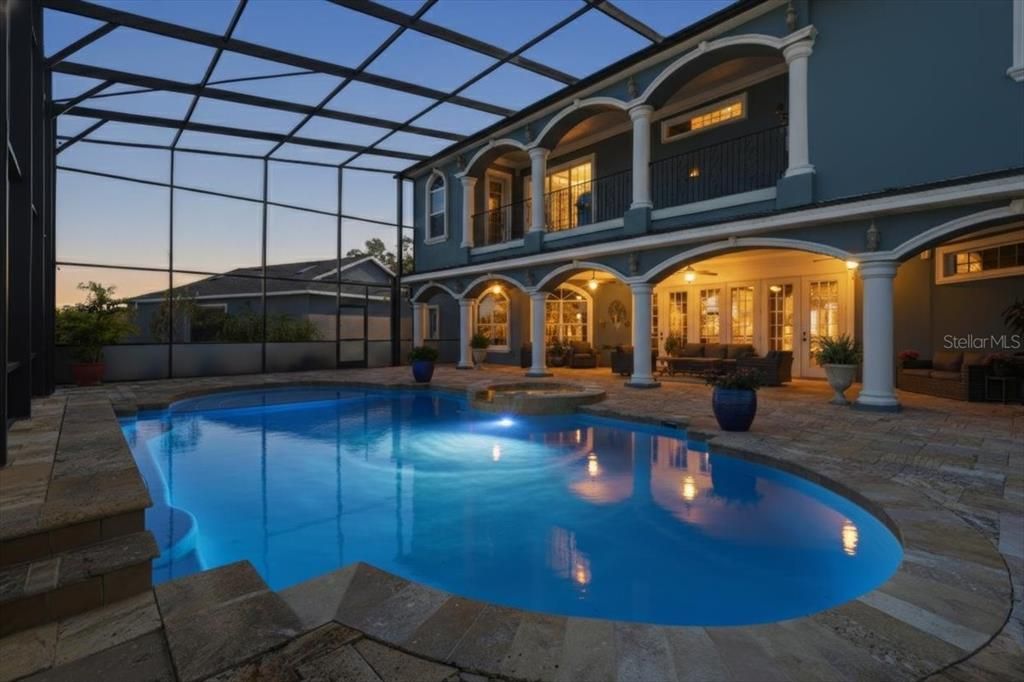 En Venta: $1,599,000 (6 camas, 5 baños, 6460 Pies cuadrados)