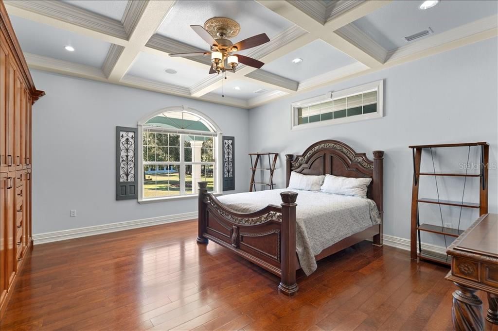 En Venta: $1,599,000 (6 camas, 5 baños, 6460 Pies cuadrados)