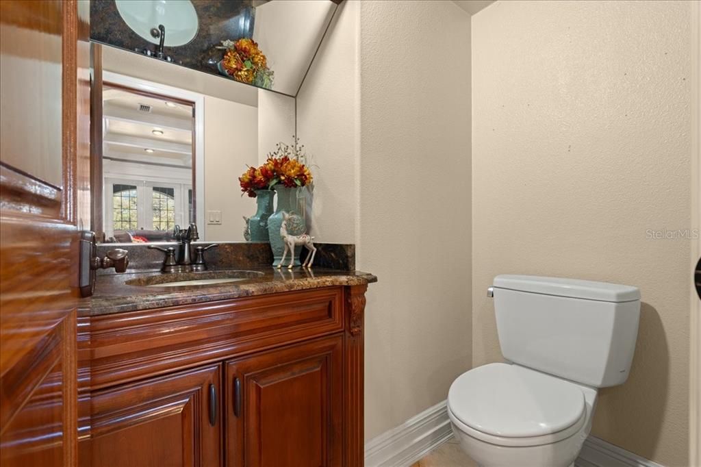 En Venta: $1,599,000 (6 camas, 5 baños, 6460 Pies cuadrados)