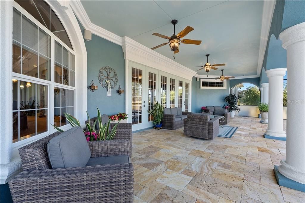 En Venta: $1,599,000 (6 camas, 5 baños, 6460 Pies cuadrados)