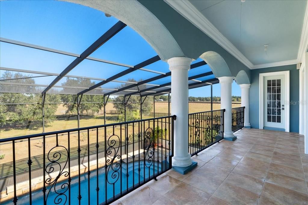 En Venta: $1,599,000 (6 camas, 5 baños, 6460 Pies cuadrados)