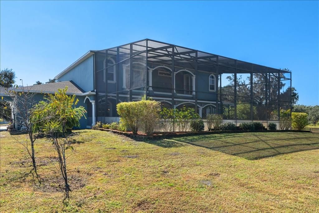 En Venta: $1,599,000 (6 camas, 5 baños, 6460 Pies cuadrados)