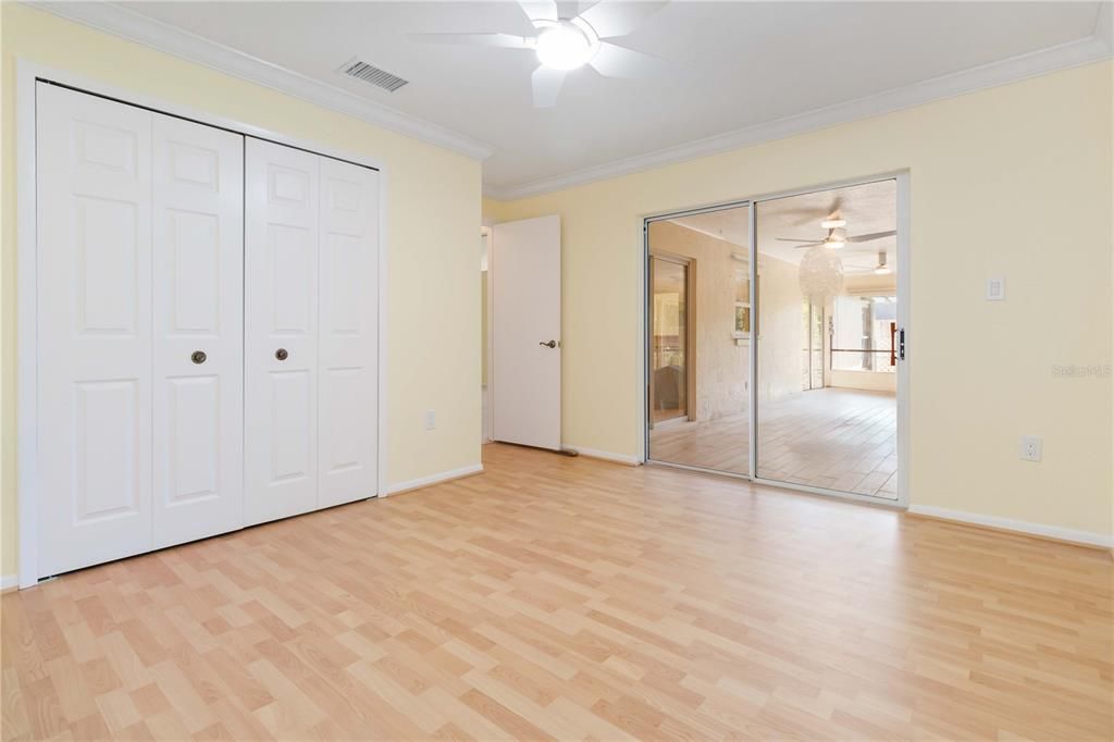 待售: $375,000 (3 贝兹, 2 浴室, 1572 平方英尺)