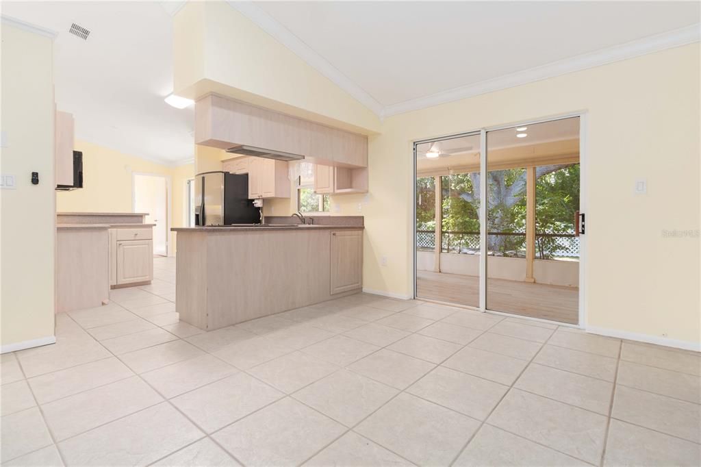 待售: $375,000 (3 贝兹, 2 浴室, 1572 平方英尺)