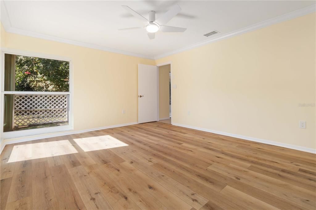 待售: $375,000 (3 贝兹, 2 浴室, 1572 平方英尺)