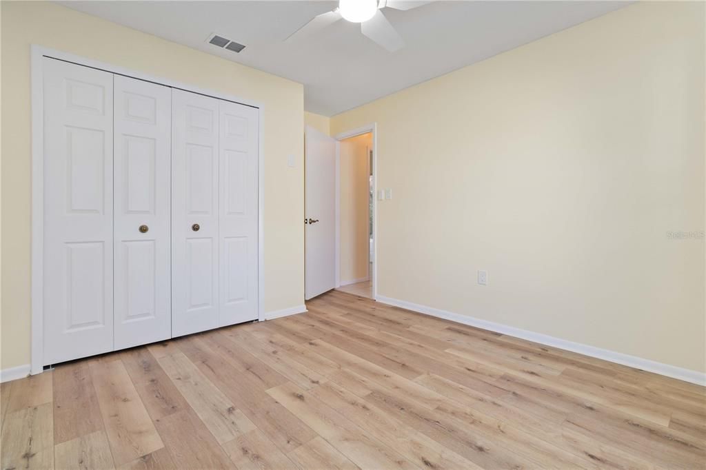 待售: $375,000 (3 贝兹, 2 浴室, 1572 平方英尺)