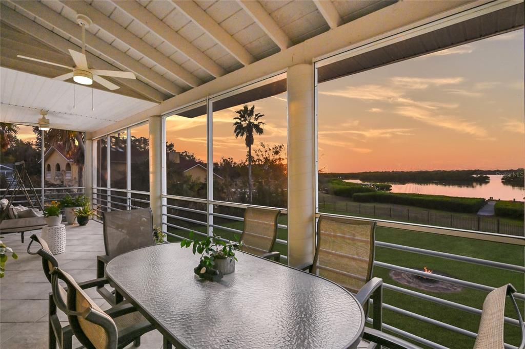 En Venta: $2,225,000 (3 camas, 2 baños, 3306 Pies cuadrados)