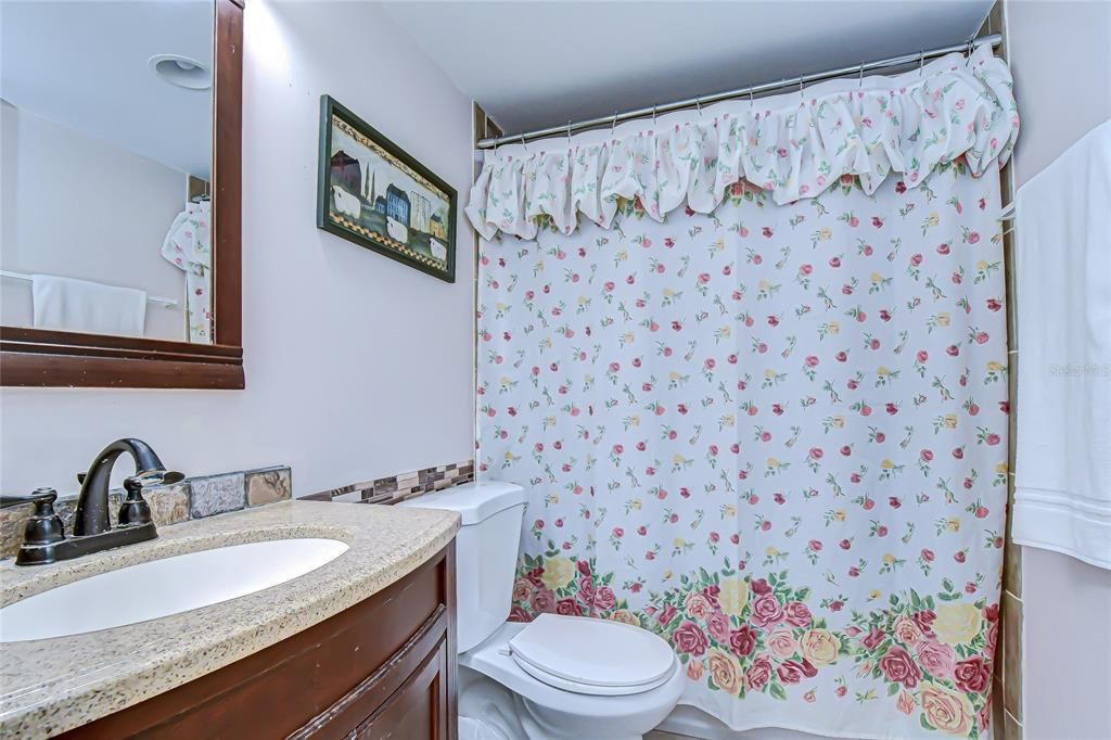 For Sale: $235,000 (2 beds, 2 baths, 1691 Square Feet)