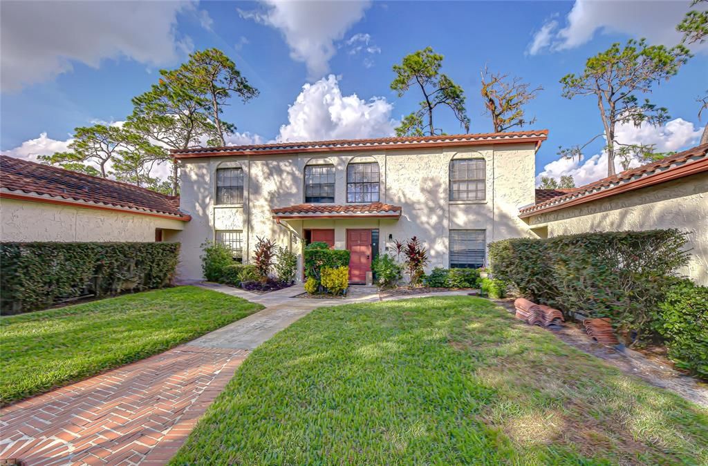 For Sale: $235,000 (2 beds, 2 baths, 1691 Square Feet)