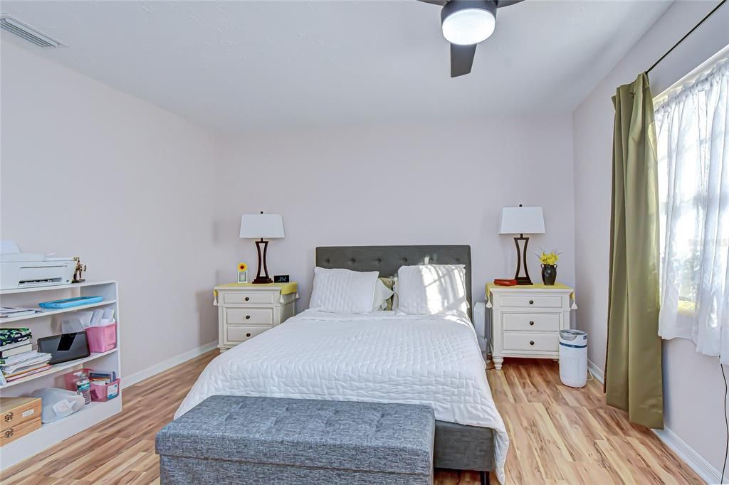 For Sale: $235,000 (2 beds, 2 baths, 1691 Square Feet)