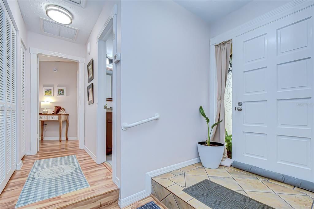 For Sale: $235,000 (2 beds, 2 baths, 1691 Square Feet)