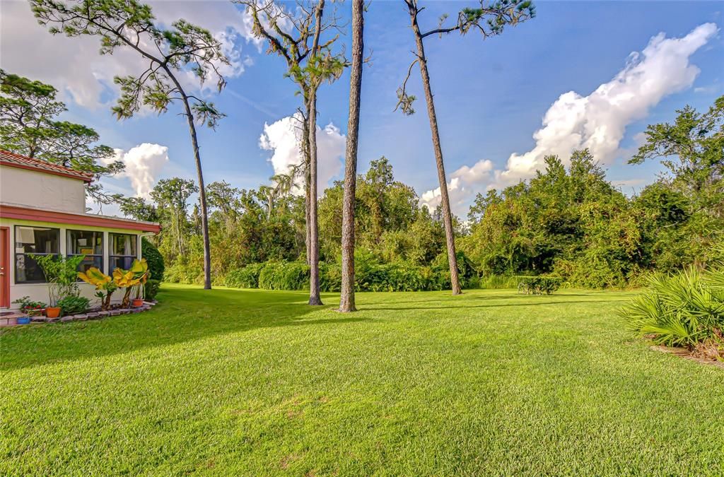 For Sale: $235,000 (2 beds, 2 baths, 1691 Square Feet)