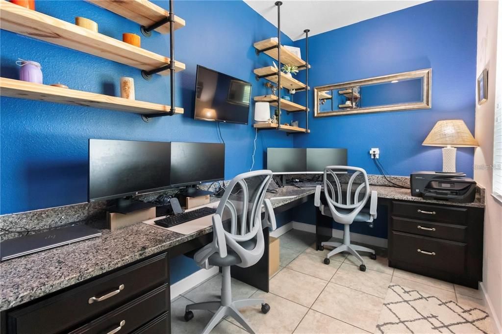 En Venta: $598,000 (5 camas, 3 baños, 3291 Pies cuadrados)