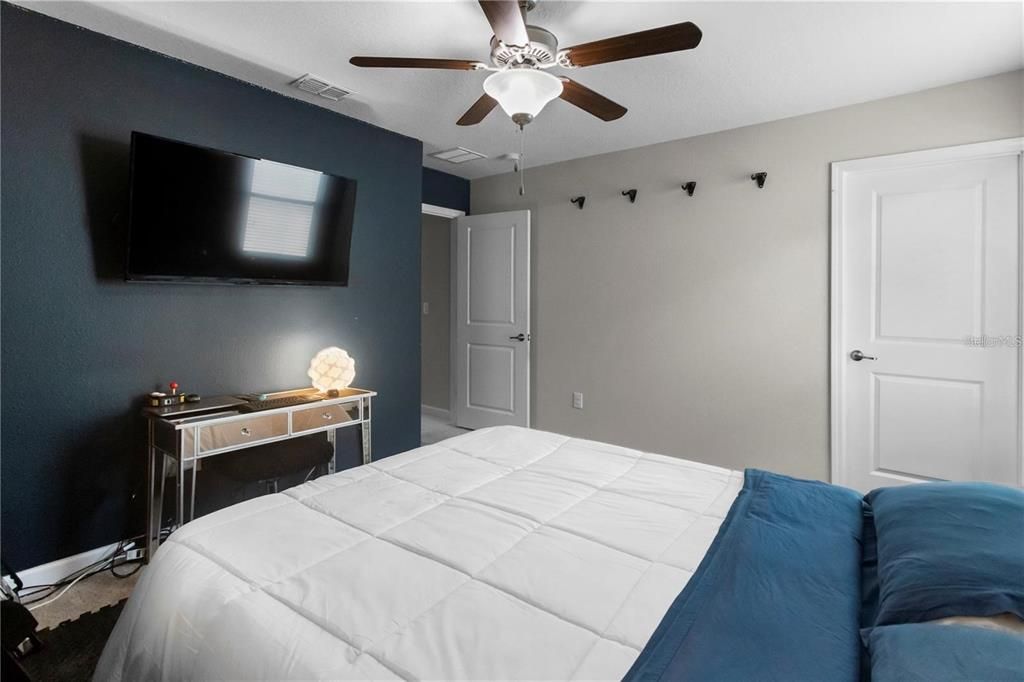 En Venta: $598,000 (5 camas, 3 baños, 3291 Pies cuadrados)