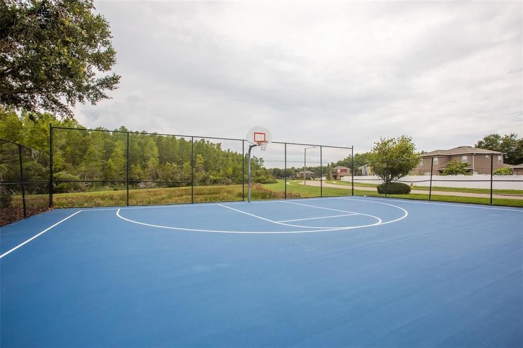 En Venta: $598,000 (5 camas, 3 baños, 3291 Pies cuadrados)