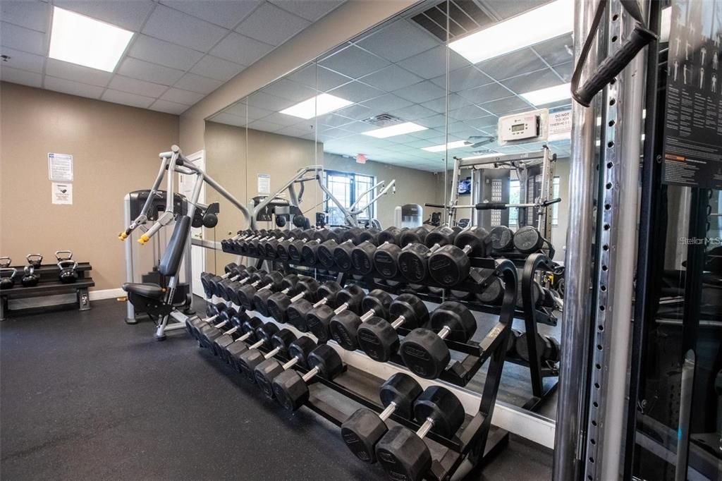 En Venta: $598,000 (5 camas, 3 baños, 3291 Pies cuadrados)