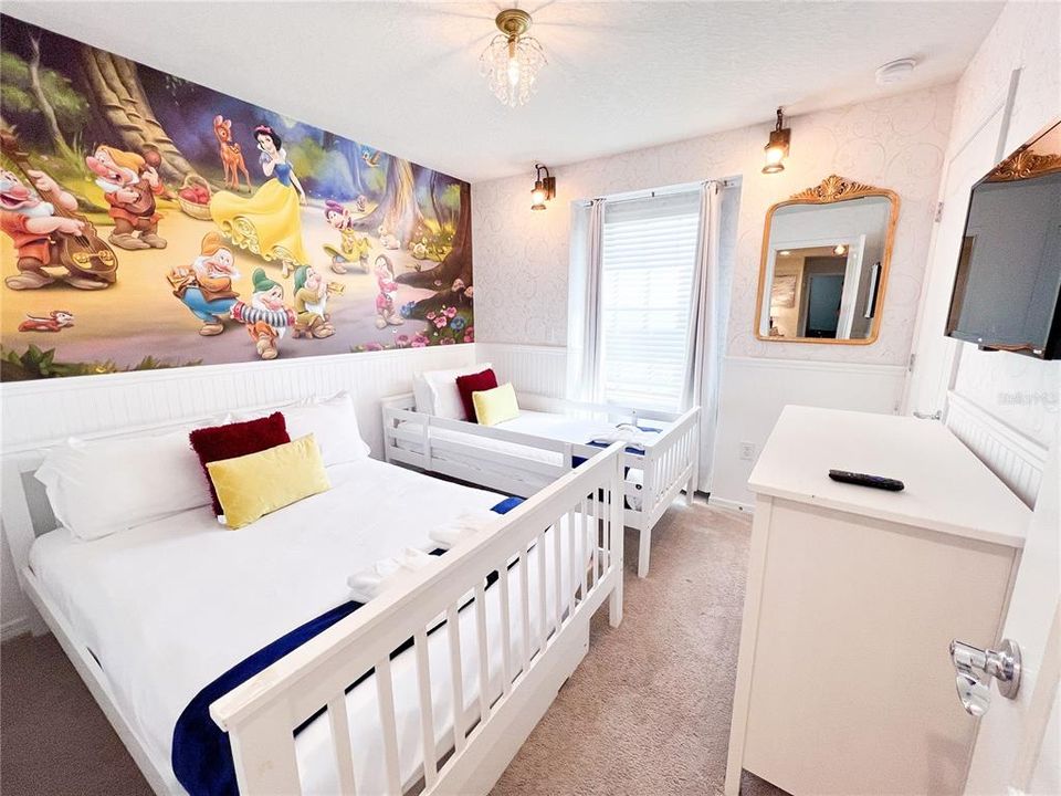 For Rent: $3,600 (5 beds, 4 baths, 2263 Square Feet)