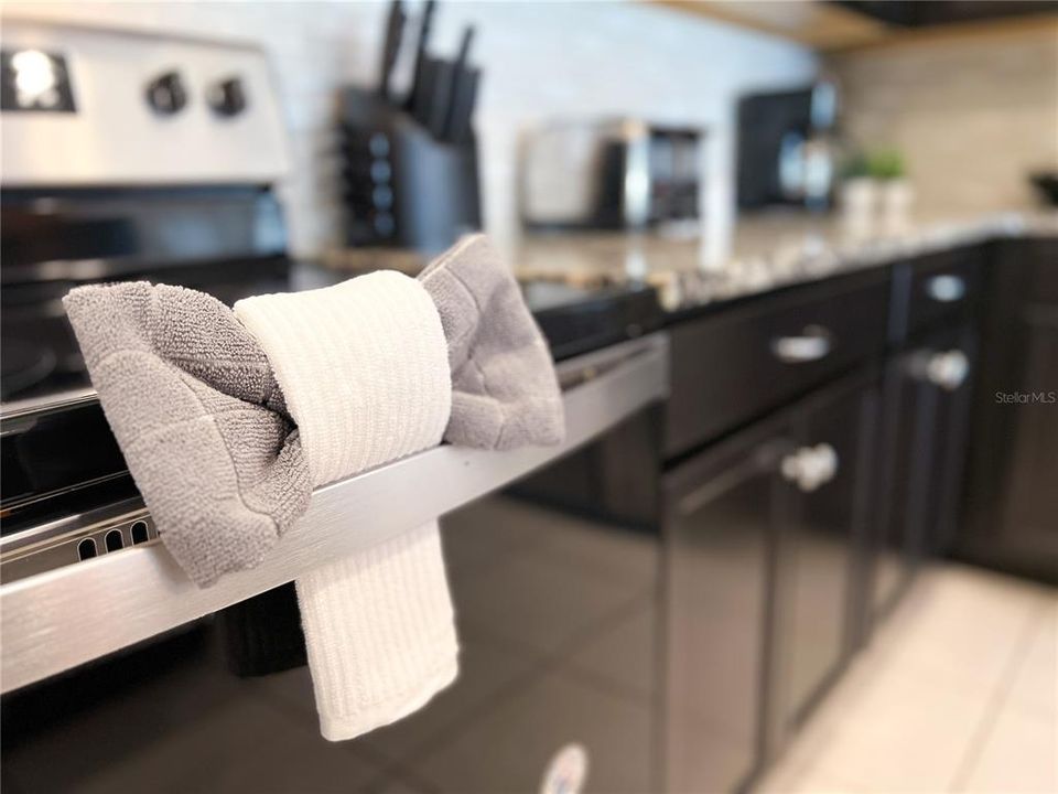 For Rent: $3,600 (5 beds, 4 baths, 2263 Square Feet)