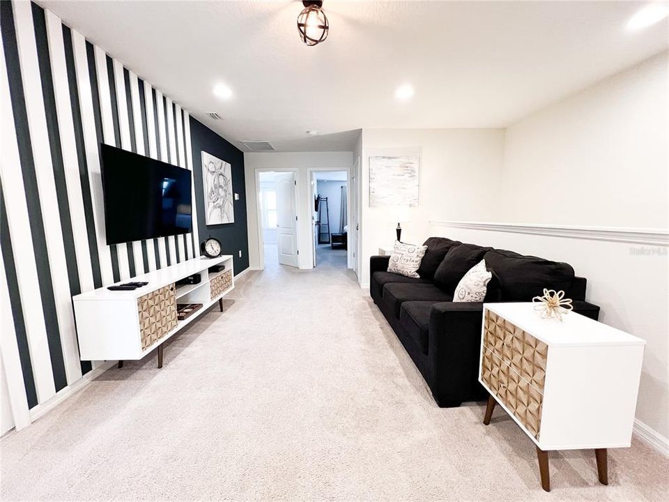 For Rent: $3,600 (5 beds, 4 baths, 2263 Square Feet)