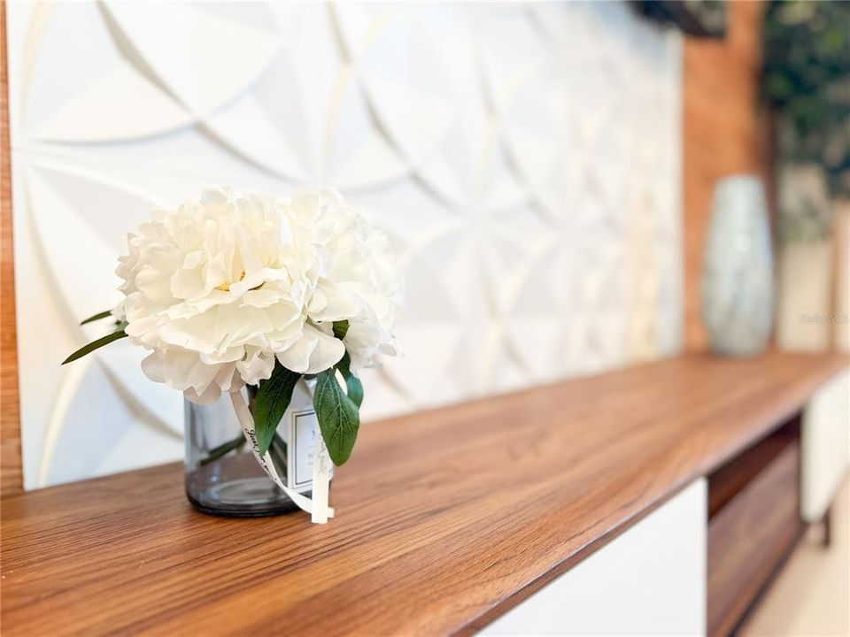 For Rent: $3,600 (5 beds, 4 baths, 2263 Square Feet)