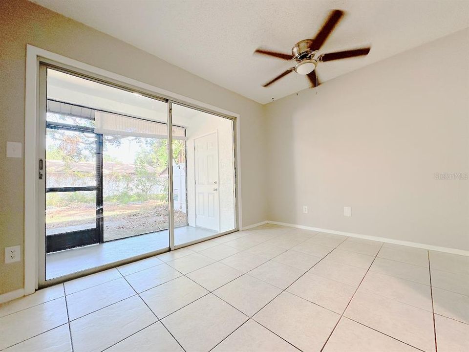 En Venta: $225,000 (2 camas, 1 baños, 843 Pies cuadrados)