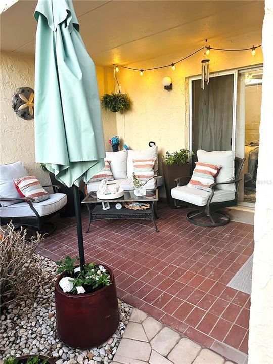 出租: $5,000 (1 贝兹, 1 浴室, 756 平方英尺)