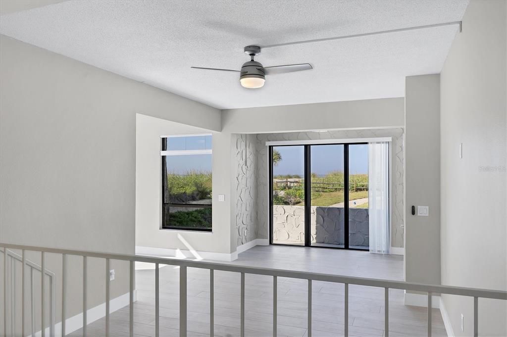 For Sale: $650,000 (2 beds, 2 baths, 1108 Square Feet)