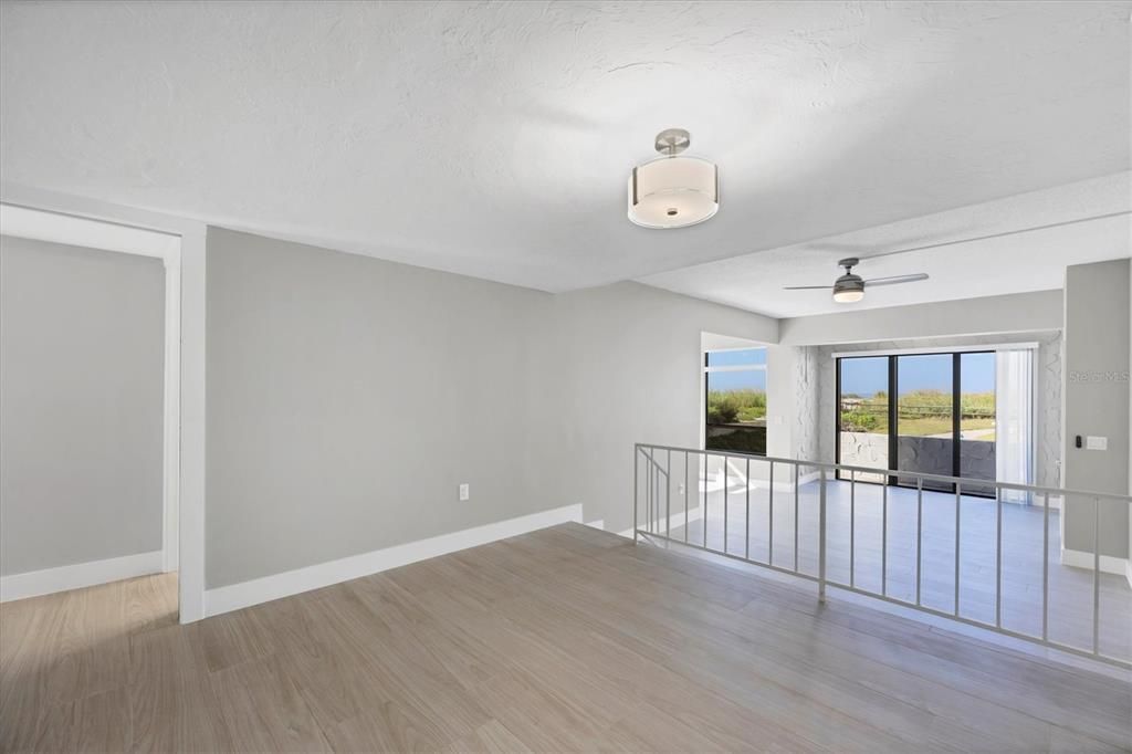 For Sale: $650,000 (2 beds, 2 baths, 1108 Square Feet)