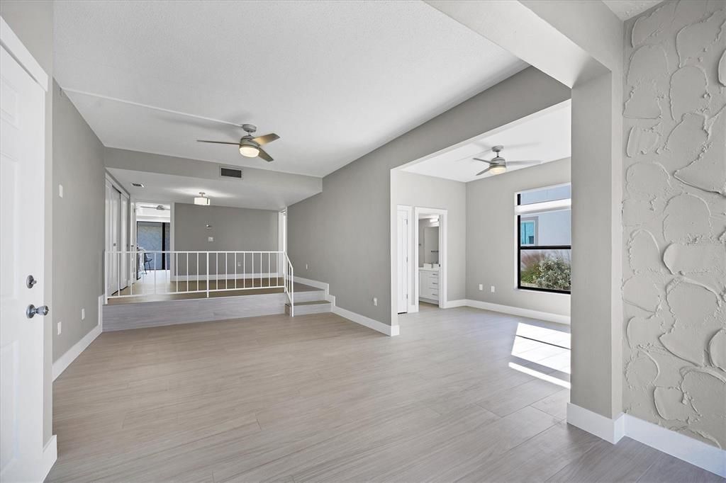 For Sale: $650,000 (2 beds, 2 baths, 1108 Square Feet)