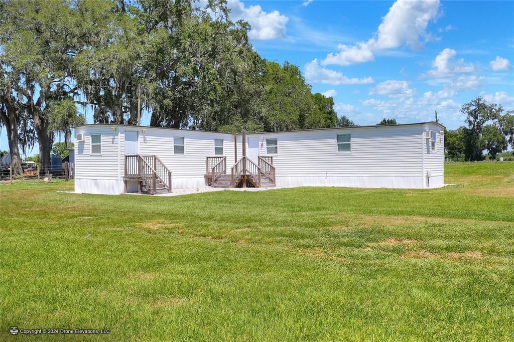 待售: $975,000 (24.24 acres)