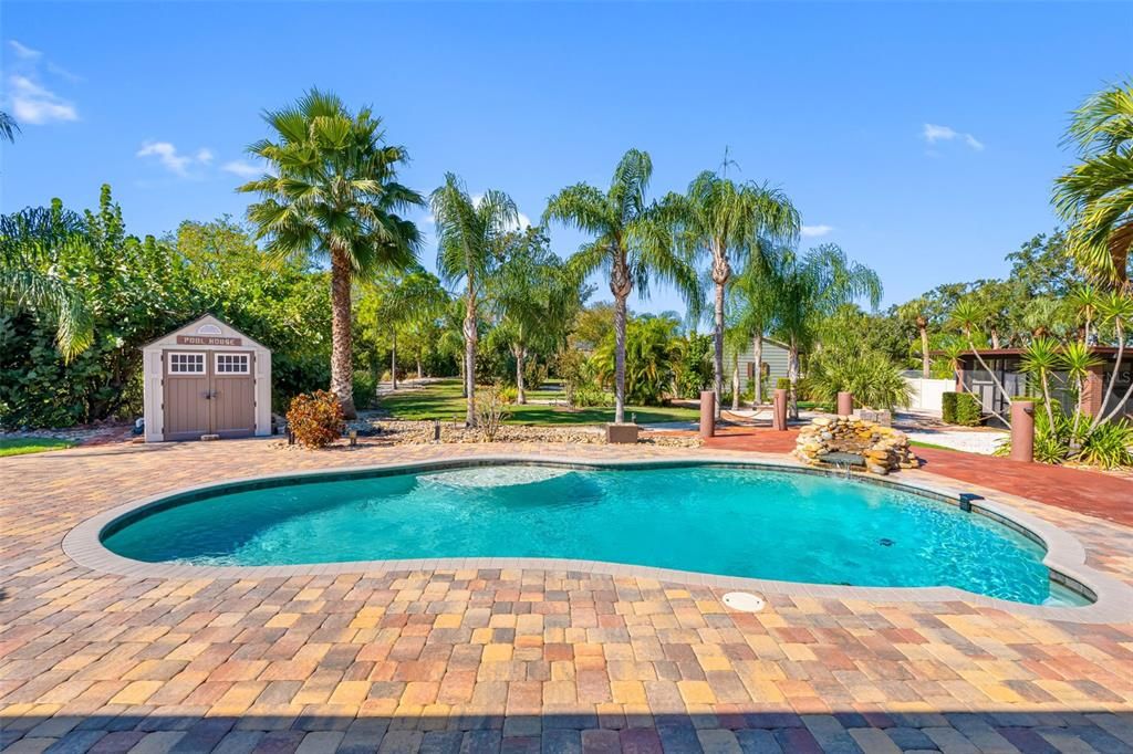 待售: $1,450,000 (4 贝兹, 2 浴室, 3704 平方英尺)