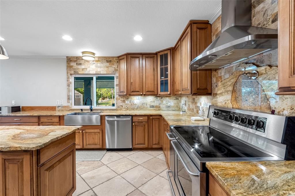 待售: $1,450,000 (4 贝兹, 2 浴室, 3704 平方英尺)