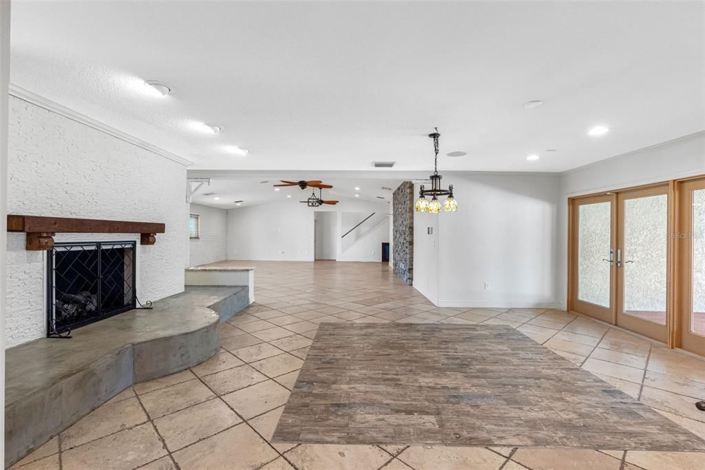 待售: $1,450,000 (4 贝兹, 2 浴室, 3704 平方英尺)