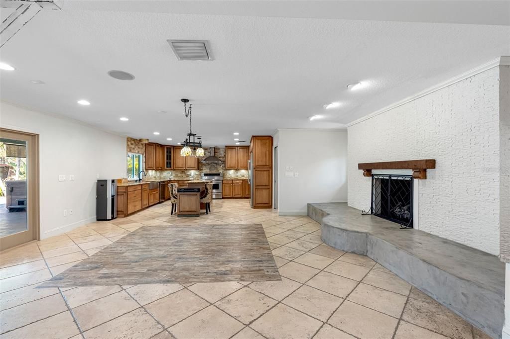 待售: $1,450,000 (4 贝兹, 2 浴室, 3704 平方英尺)